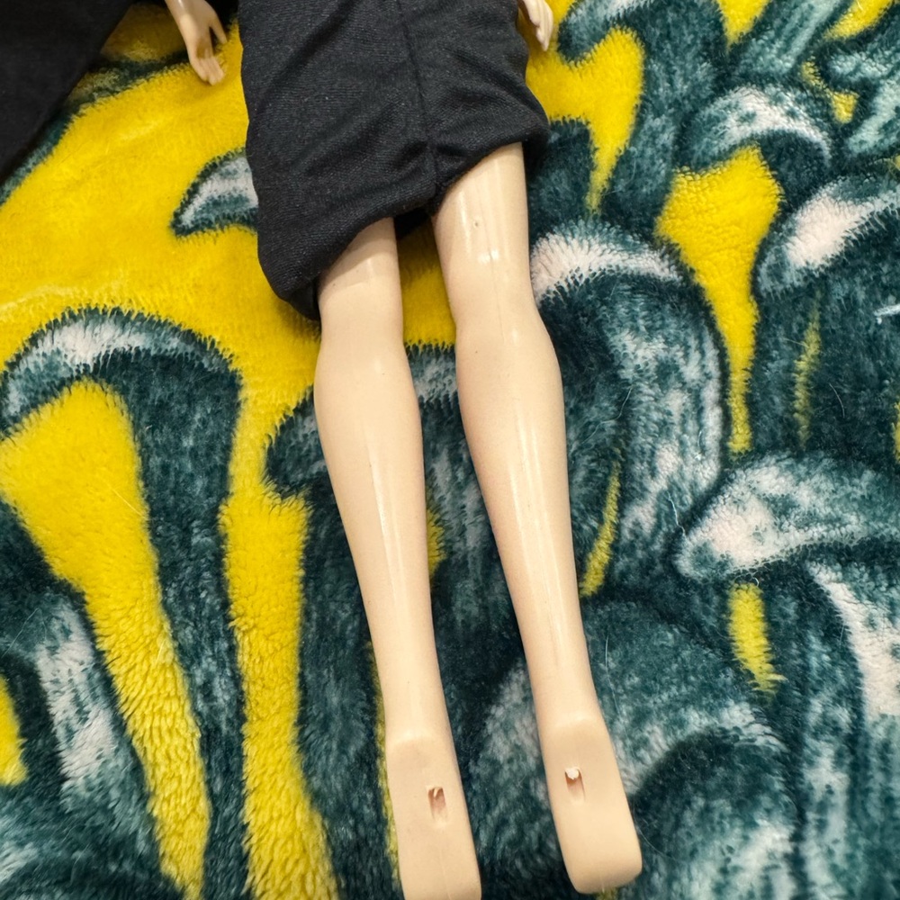 Bewitched Vintage Barbie Doll - Picture 11 of 11